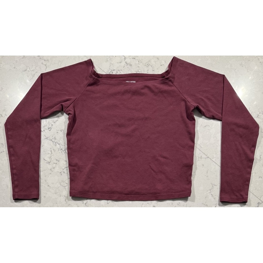 Hollister Long Sleeve Crop Top‎ Womens Medium Red Boat Neck Raglan Sleeve Fitted